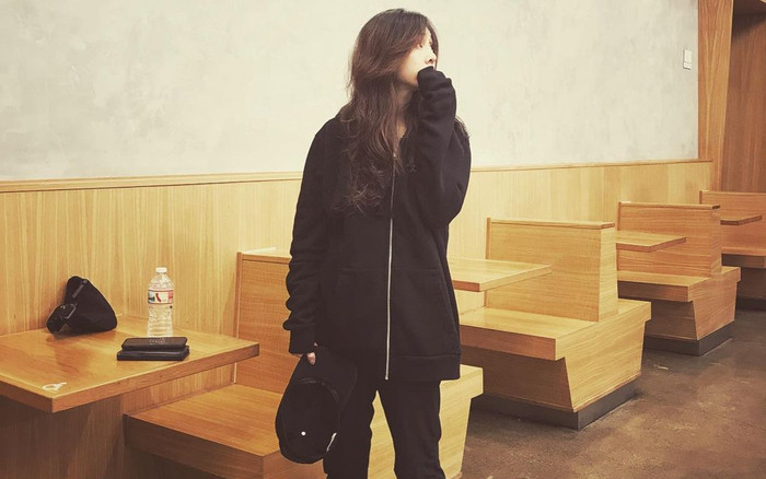 Nữ ca sĩ tiêu tan sự nghiệp vì ồn ào bán dâm, phải bỏ về quê sinh sống Ảnh 2