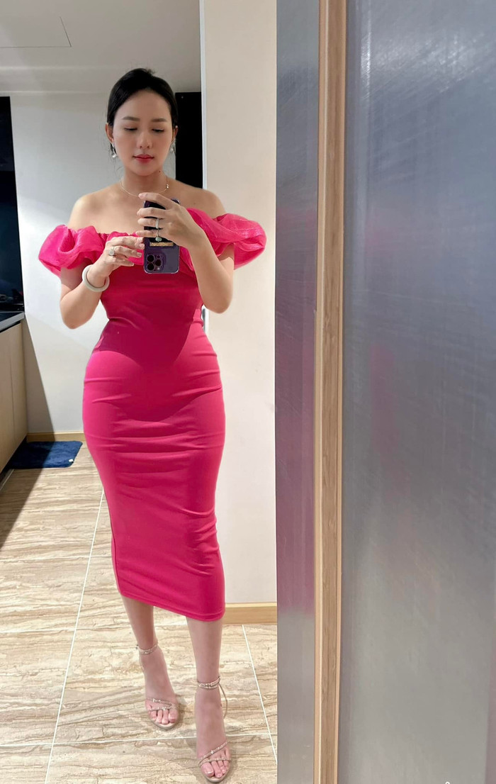 Thân hình đầy đặn của Phan Như Thảo ở thời điểm hiện tại, cô từng khiêm tốn chia sẻ bản thân còn sử dụng thêm nịt bụng để có vòng eo thon hơn khi mặc đồ bó sát. Ảnh: FBNV