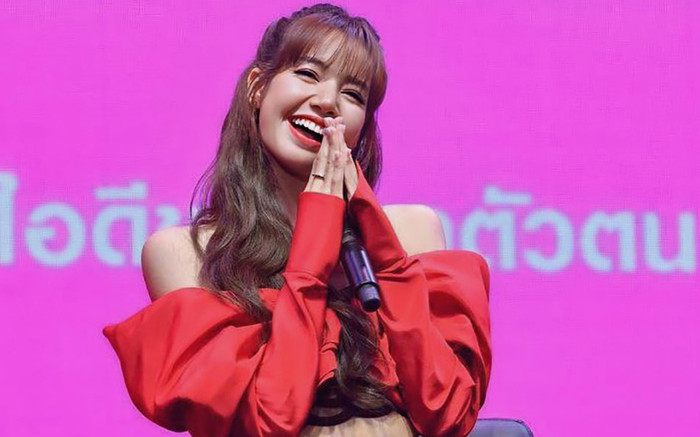 Lisa công bố fan meeting Châu Á khiến dân mạng tiếc nuối Ảnh 2