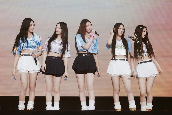 HYBE bị phanh phui chuyện 'chơi xấu', thao túng tâm lý nhà báo để hạ thấp thành tích của NewJeans Ảnh 3