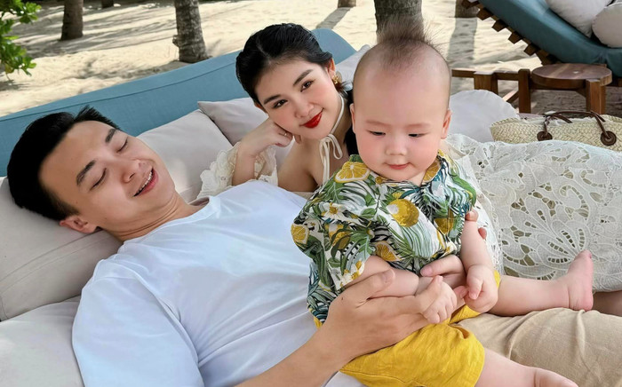 Hoa hậu Lê Âu Ngân Anh xót xa khi con trai bị 'cơn đau ập tới, mặt méo xẹo rên hừ hừ' Ảnh 2