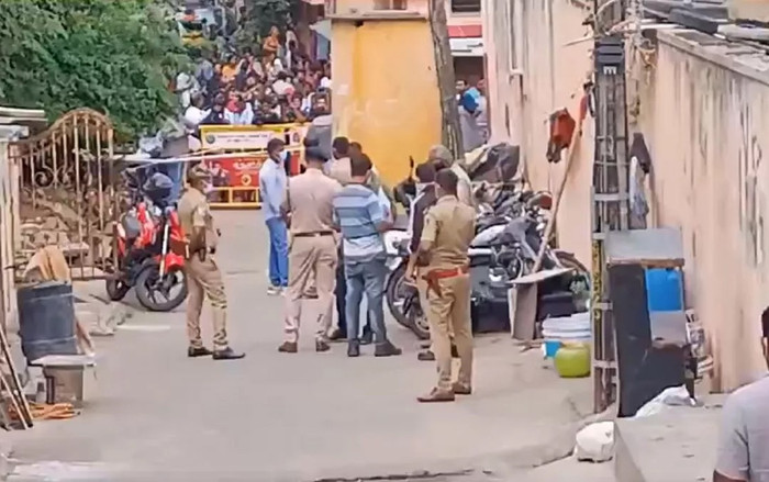 Con gái mất liên lạc, gia đình đi tìm thì 'rụng rời' trước cảnh tượng trong tủ lạnh Ảnh 2