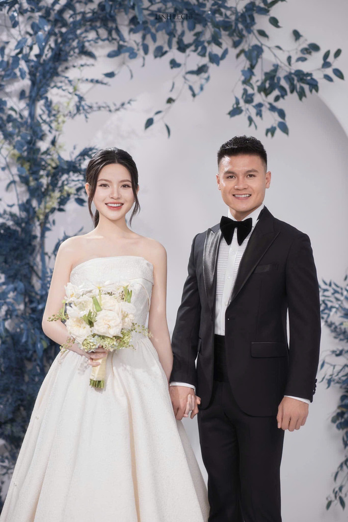 Quang Hải - Chu Thanh Huyền vừa chào đón thành viên nhí.