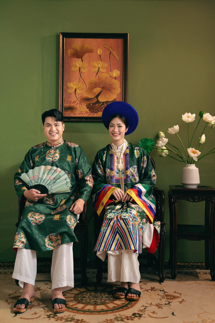 Bộ ảnh cưới đậm nét truyền thống của Hoa khôi bóng chuyền Trần Việt Hương cùng thiếu gia Vương Anh. 