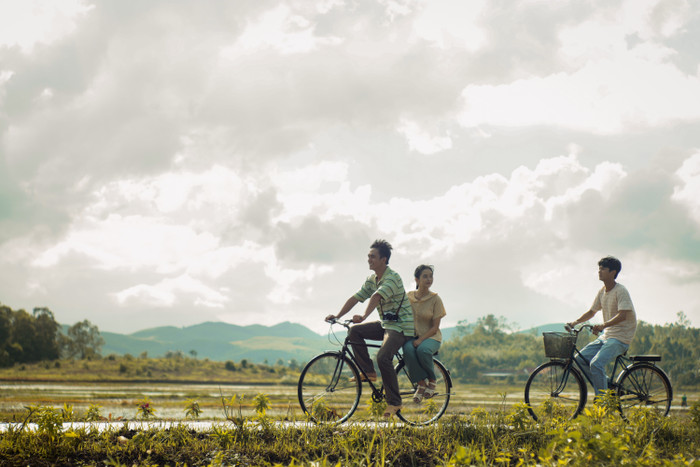 Những bộ phim Việt sắp ra mắt lấy bối cảnh xưa: Kính Vạn Hoa so kè Ngày Xưa Có Một Chuyện Tình Ảnh 4