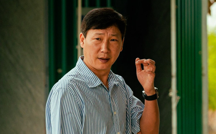 Cảm động HLV Kim Sang Sik tiếp bước ông Park ủng hộ số tiền lớn Ảnh 2