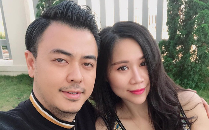 MC Chiếc Nón Kỳ Diệu 'khổ tâm' sau 10 năm cưới vợ, muốn làm 1 chuyện riêng tư cũng là thử thách Ảnh 2