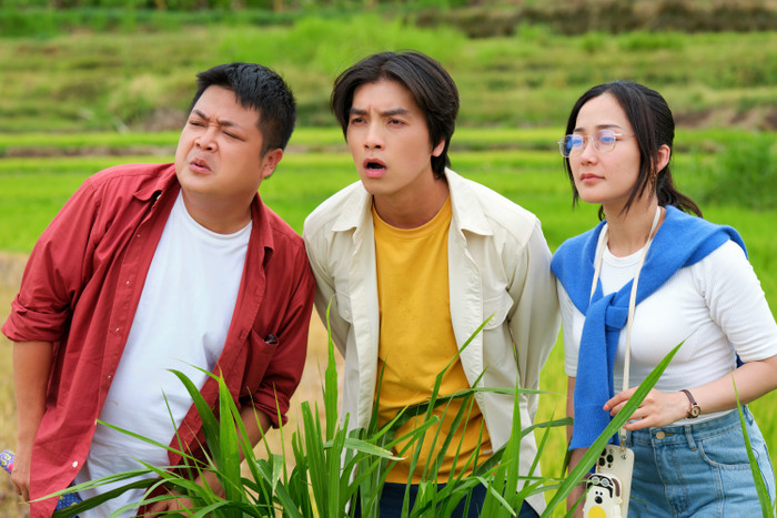 Bộ 3 Quý ròm (Ngọc Trai), Tiểu Long (Vũ Long) và Hạnh cận (Anh Đào) sẽ trở lại với Kính Vạn Hoa bản điện ảnh.