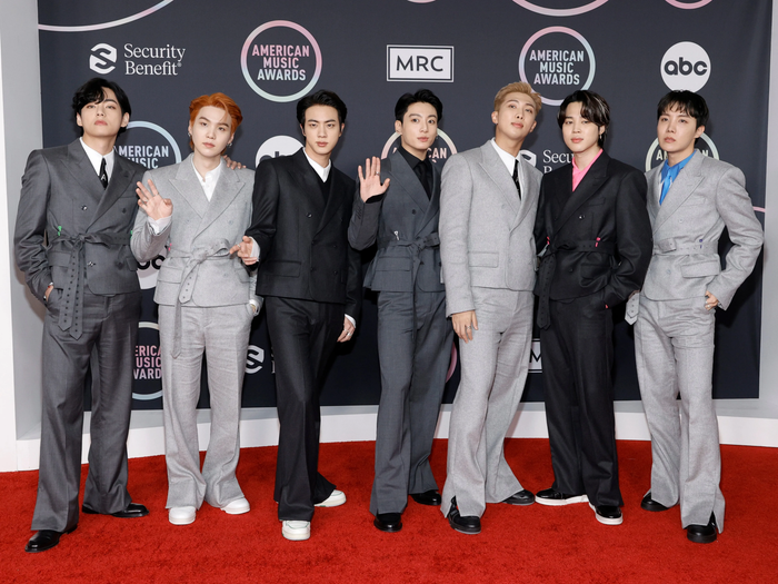 Nhóm nhạc Kpop thứ hai sau BTS có sân khấu biểu diễn tại American Music Awards 2024 Ảnh 3