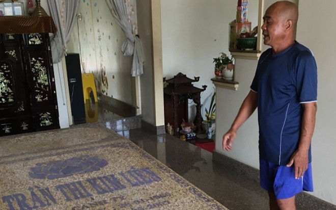 Bí ẩn ngôi mộ nằm chính giữa phòng khách trong căn biệt thự ở Bến Tre Ảnh 2