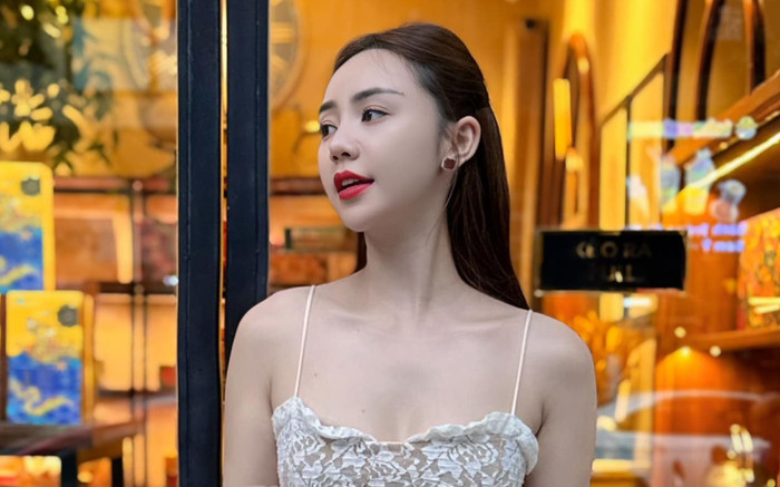 Quỳnh Kool diện đồ kiệm vải, chính thức lên tiếng về tin tậu G63 giống Hiền Hồ Ảnh 2