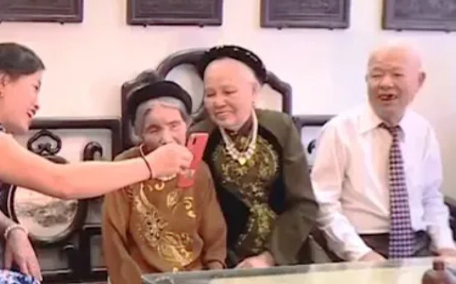 Gia đình ở Thanh Hóa có 9 anh em ruột sở hữu tên lạ lùng, đọc uốn cả lưỡi Ảnh 2