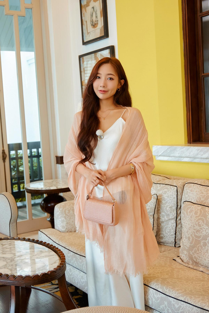 Yuna Vũ mới đây đã lên tiếng xin lỗi vì những ồn ào vừa qua, liên quan đến chương trình Đảo Thiên Đường.