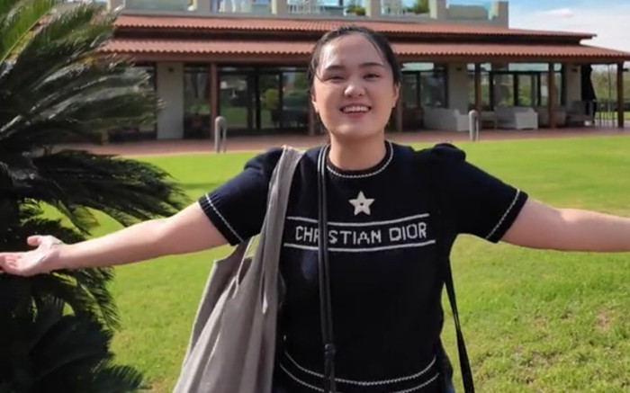 Vợ Duy Mạnh bất ngờ tự nhận 'phông bạt' Ảnh 2