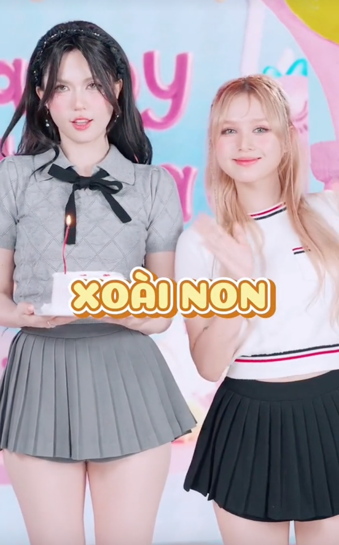 Vóc dáng cao ráo của Ngọc Trinh khiến Xoài Non trở nên nhỏ bé hơn. Ảnh: Chụp màn hình