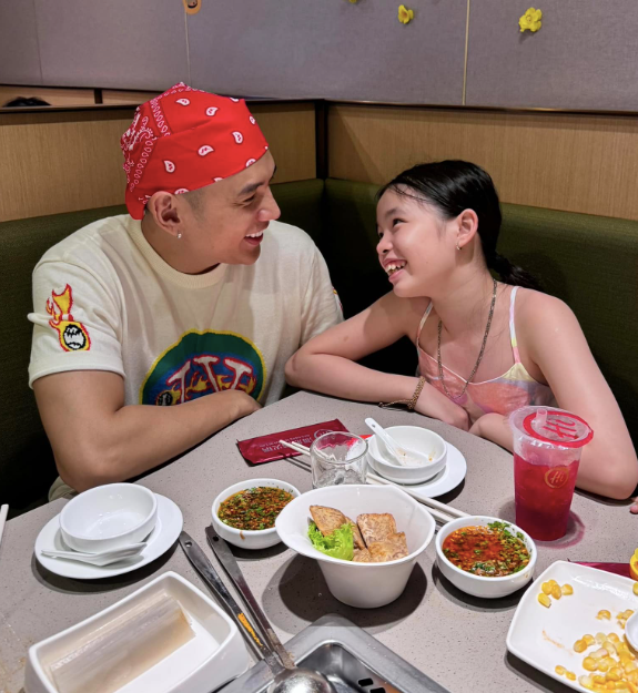 Con riêng Phương Trinh Jolie và Lý Bình có mối quan hệ ra sao? Ảnh 1