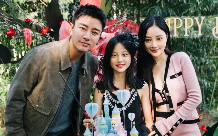 Không chỉ ngoại tình, sao nữ đình đám còn bắt con gái vào showbiz kiếm tiền? Ảnh 2