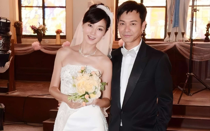 Ly hôn sau 18 năm sống chung, nữ diễn viên giờ bế tắc, không còn tiền thuê nhà? Ảnh 2