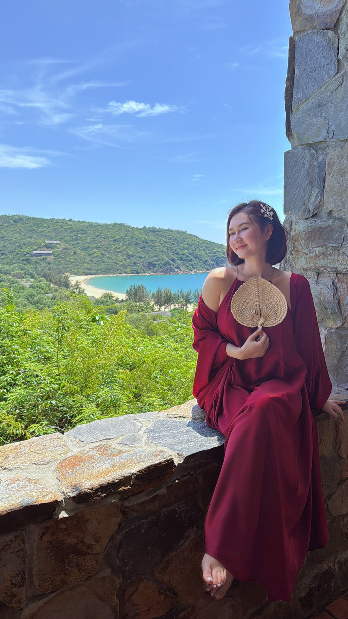 Showbiz 29/9: Hương Giang chuẩn bị sinh con với bạn trai. Ảnh: FBNV