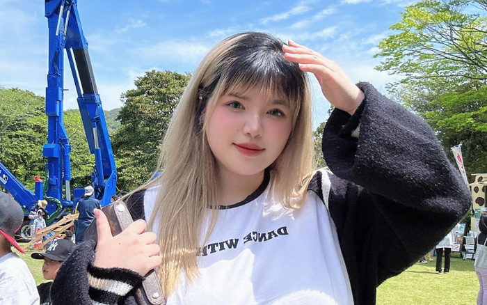 Cô gái Việt sở hữu vòng 1 ngoại cỡ 110cm thay đổi ngoan mục Ảnh 2