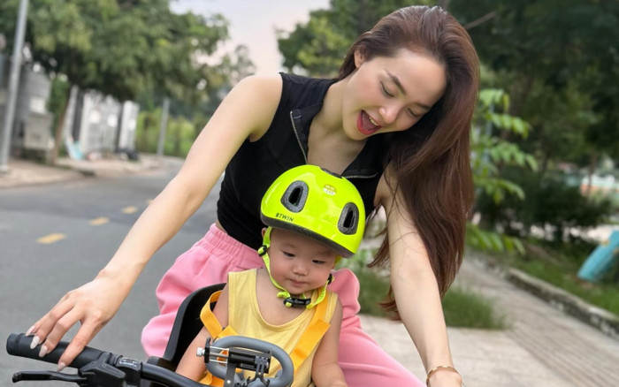 Minh Hằng gửi tâm thư đến quý tử, nghẹn ngào nhắn nhủ: 'Mẹ muốn con tự hào về mẹ' Ảnh 2