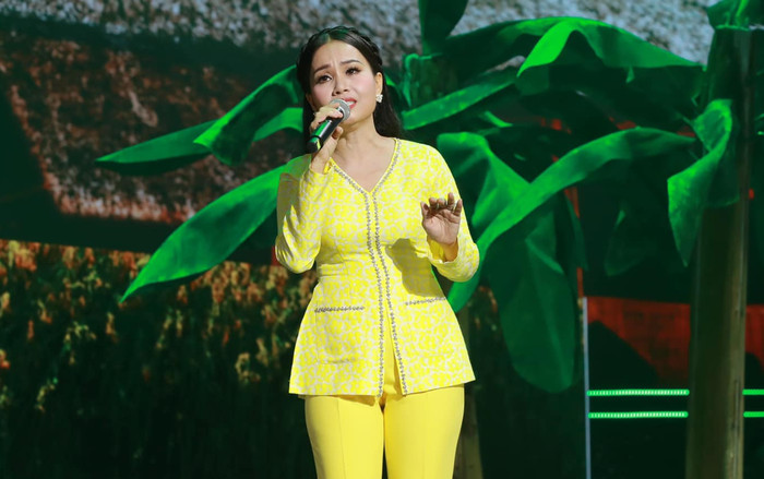 Cẩm Ly hát bản dân ca nổi tiếng, dân mạng chỉ ra điểm 'sai' Ảnh 2