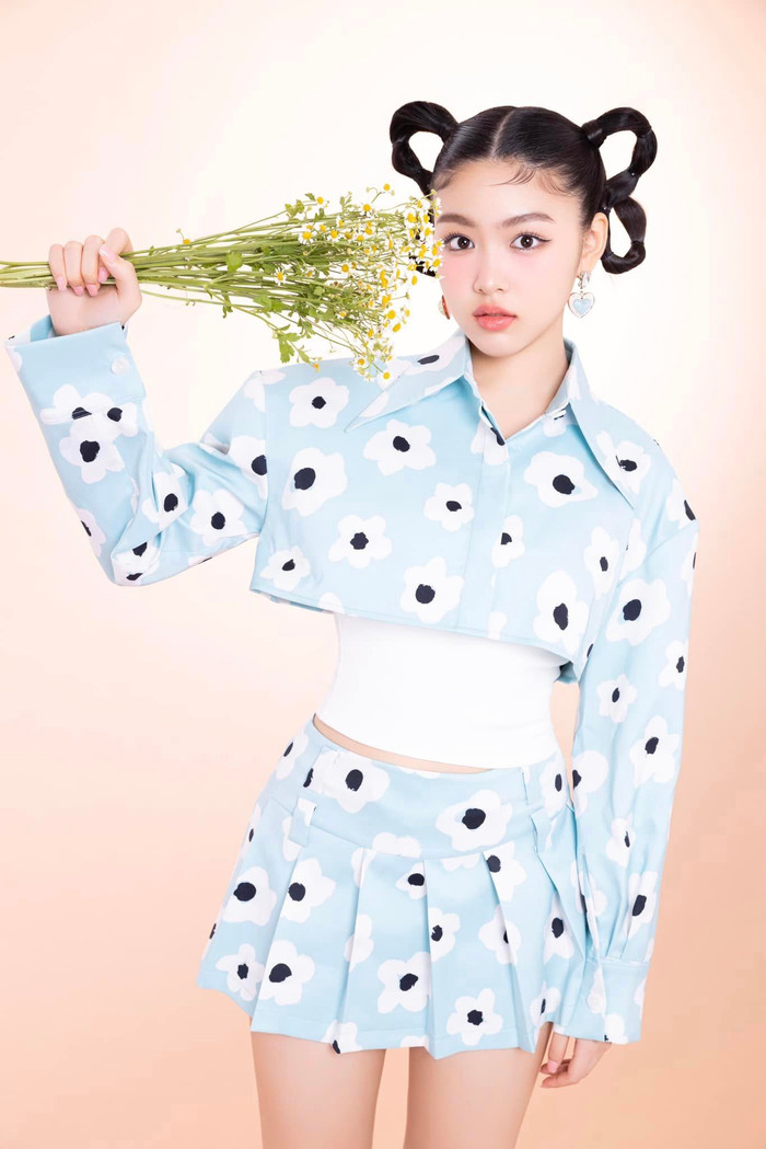 Tiềm năng lớn nhất của con gái Quyền Linh chính là làm người mẫu ảnh, hoặc hướng đến hình ảnh KOL. Ảnh: FBNV