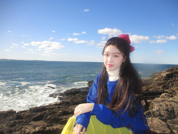 Lọ Lem nhà Quyền Linh thường xuyên đi du lịch, tận hưởng cuộc sống sung túc. Ảnh: FBNV