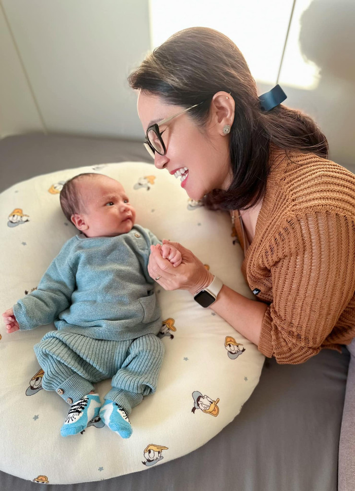 NSƯT Nguyệt Hằng và cháu ngoại.