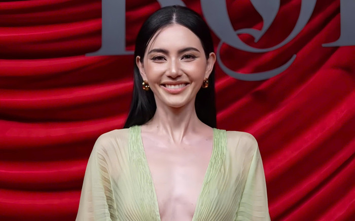 Mai Davika táo bạo với váy xuyên thấu mỏng tanh Ảnh 2