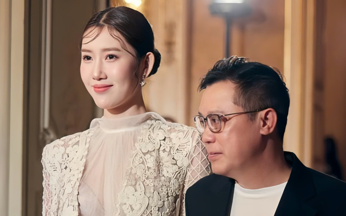 Phản ứng khán giả khi Thúy Ngân diễn veddette tại Paris Fashion Week Ảnh 2