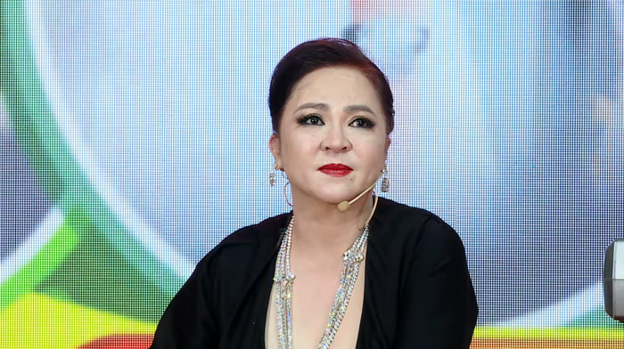 Bà Nguyễn Phương Hằng sẽ ngừng livestream 'vì sức người có hạn, cuộc chơi quá dài'.