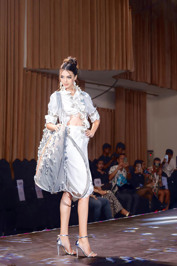 Dianka có cú đổi đời ngoạn mục sau khi trở thành vợ thủ môn Bùi Tiến Dũng. 