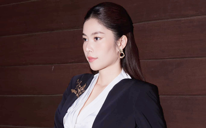 Nam Em gặp sự cố khi đi hát trở lại Ảnh 2