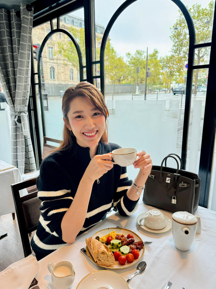 Showbiz 30/9: Thuý Ngân mới có màn 'tái xuất' trên sàn runway sau nhiều năm làm diễn viên. Ảnh: FBNV