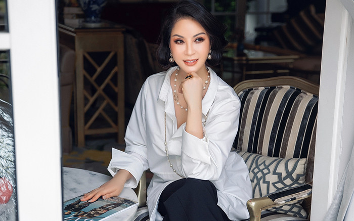 'Nữ hoàng ảnh lịch' Thanh Mai chuộng gam màu đen - trắng Ảnh 2