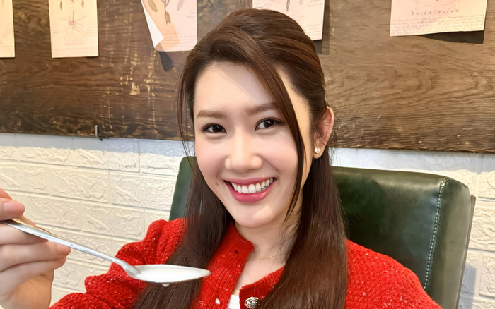 Một nam ca sĩ đình đám Vbiz công khai hẹn hò với Thúy Ngân Ảnh 2