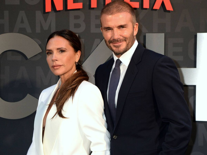 Victoria Beckham đứng Top 1 về độ giàu có, người đẹp sở hữu khoảng 343 triệu bảng Anh tài sản riêng. 