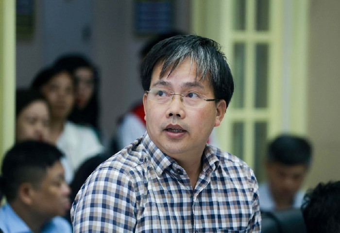 Ông Mai Văn Khiêm, giám đốc Trung tâm Dự báo khí tượng thủy văn quốc gia, cho biết cường độ bão số 3 có thể mạnh lên thành siêu bão.