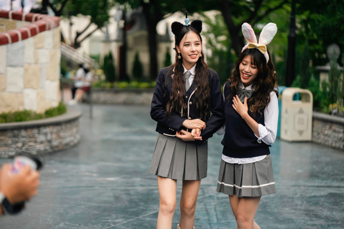 Trong một chương trình gần đây, Á hậu Ngọc Hằng đồng hành cùng dàn nghệ sĩ Việt: Ca sĩ Emcee L (Da LAB), Pia Linh, Muộii,... Cô nàng có dịp ghé thăm những địa điểm nổi tiếng và khám phá những nét văn hoá độc đáo tại đất nước Hàn Quốc.