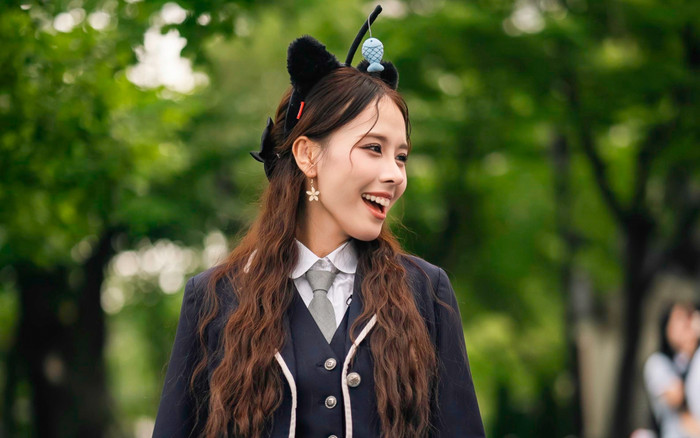 Gu thời trang ấn tượng của Á hậu Ngọc Hằng khi đến Hàn Quốc Ảnh 2