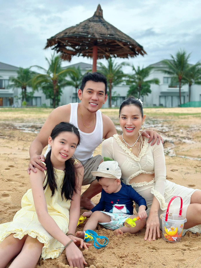 Phương Trinh Jolie hạnh phúc tận hưởng cuộc sống hôn nhân. Ảnh: FBNV