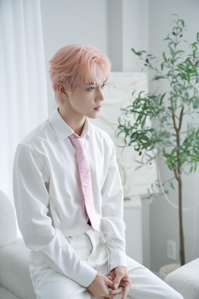 JSOL được nhiều khán giả trẻ yêu thích với vẻ ngoài điển trai, giọng hát ngọt ngào.