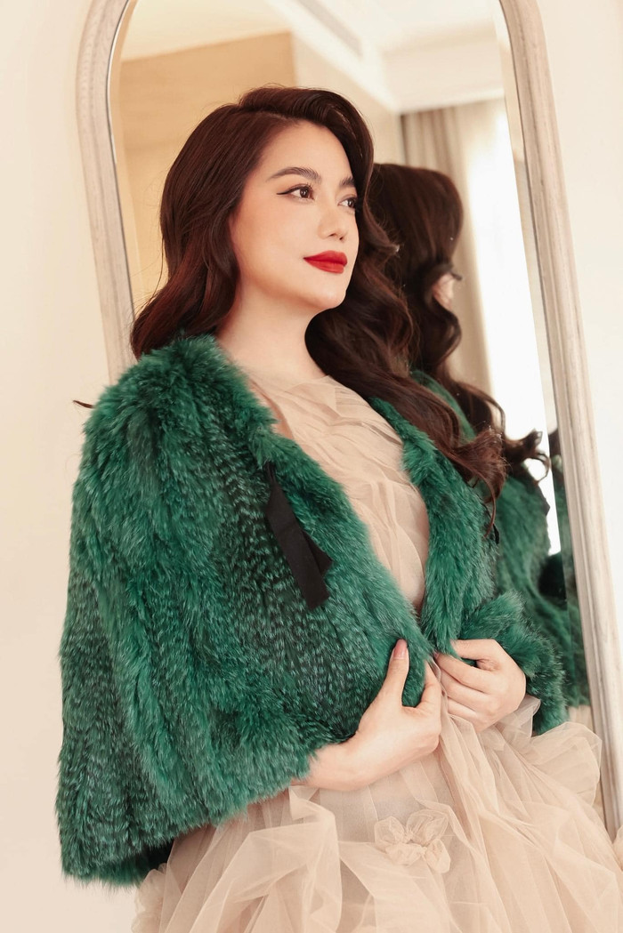 Trương Ngọc Ánh thu hút với vẻ đẹp ngọt ngào, dịu dàng tựa công chúa. Ảnh FBNV