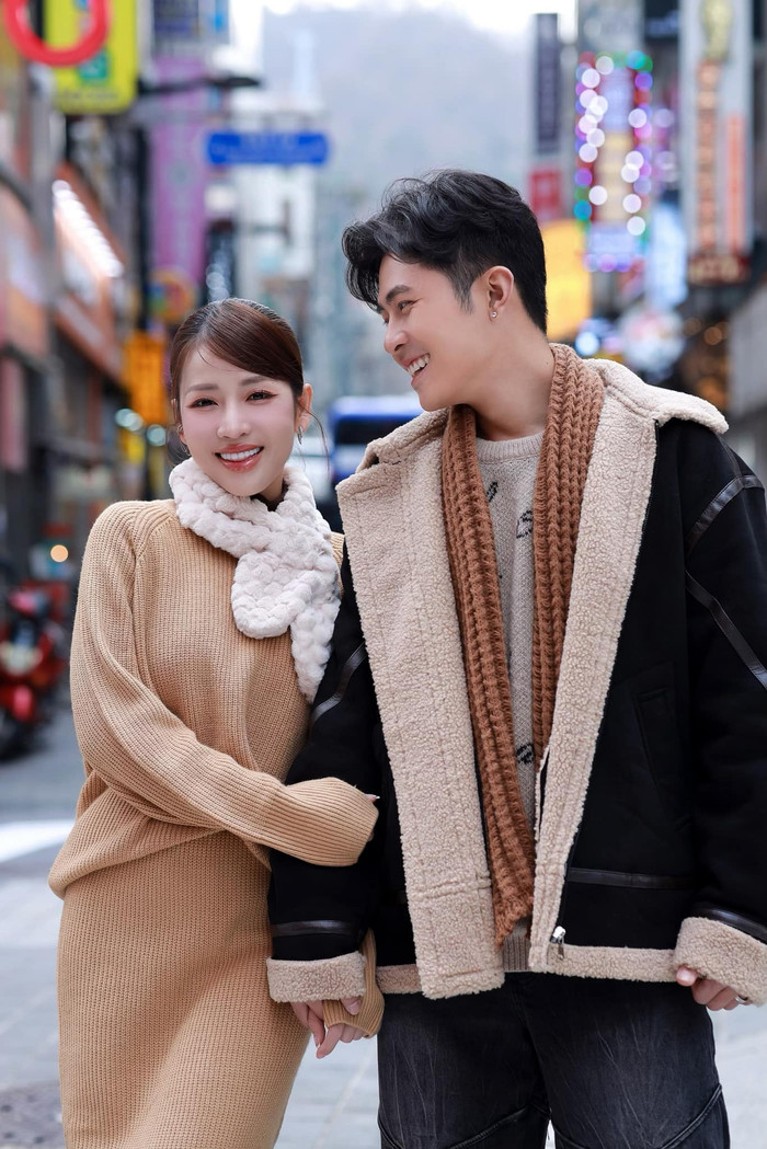 Puka và Gin Tuấn Kiệt chăm chỉ phát 'cẩu lương' khiến dân tình ghen tị sau khi về chung nhà. 