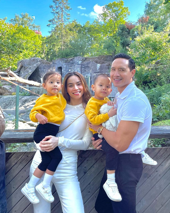 Dù đã bên nhau 7 năm và có 2 con, song Hồ Ngọc Hà - Kim Lý vẫn chưa tổ chức đám cưới vì nhiều lý do.