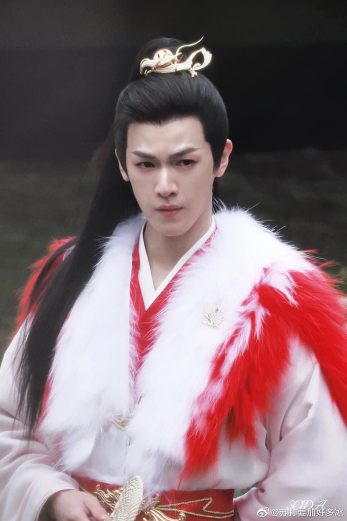 Triệu Lệ Dĩnh và Lâm Canh Tân mất vai chính ở Sở Kiều Truyện 2 vào tay 2 đàn em kém tiếng Ảnh 1