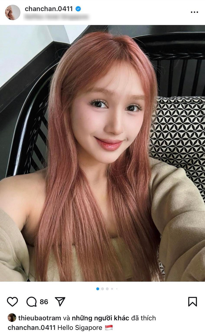 Trên mạng xã hội, hot girl 2k2 thoải mái cập nhật hình ảnh trong chuyến du lịch.