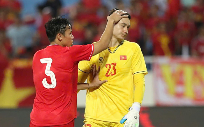 Nỗi buồn sân Mỹ Đình và thủ môn Đặng Văn Lâm Ảnh 2