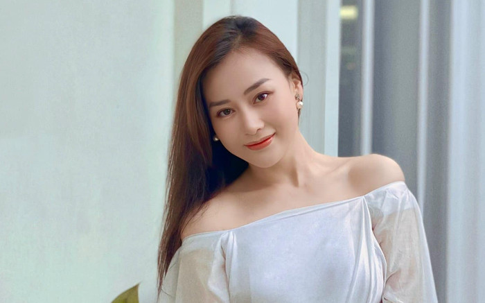 Phương Oanh đẹp ngời ngời như 'gái đôi mươi', bí quyết là gì? Ảnh 2